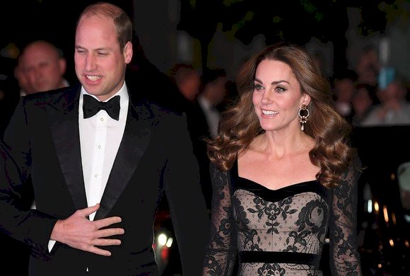 Kate Middleton, superbă într-o rochie din dantelă și cu cercei de 400 de euro